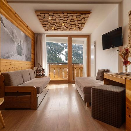 Hotel Dahu Madonna Eksteriør bilde
