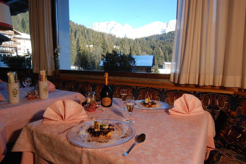 Hotel Dahu Madonna Eksteriør bilde