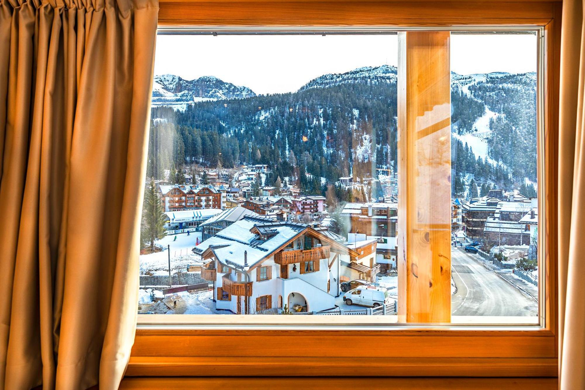Hotel Dahu Madonna Eksteriør bilde