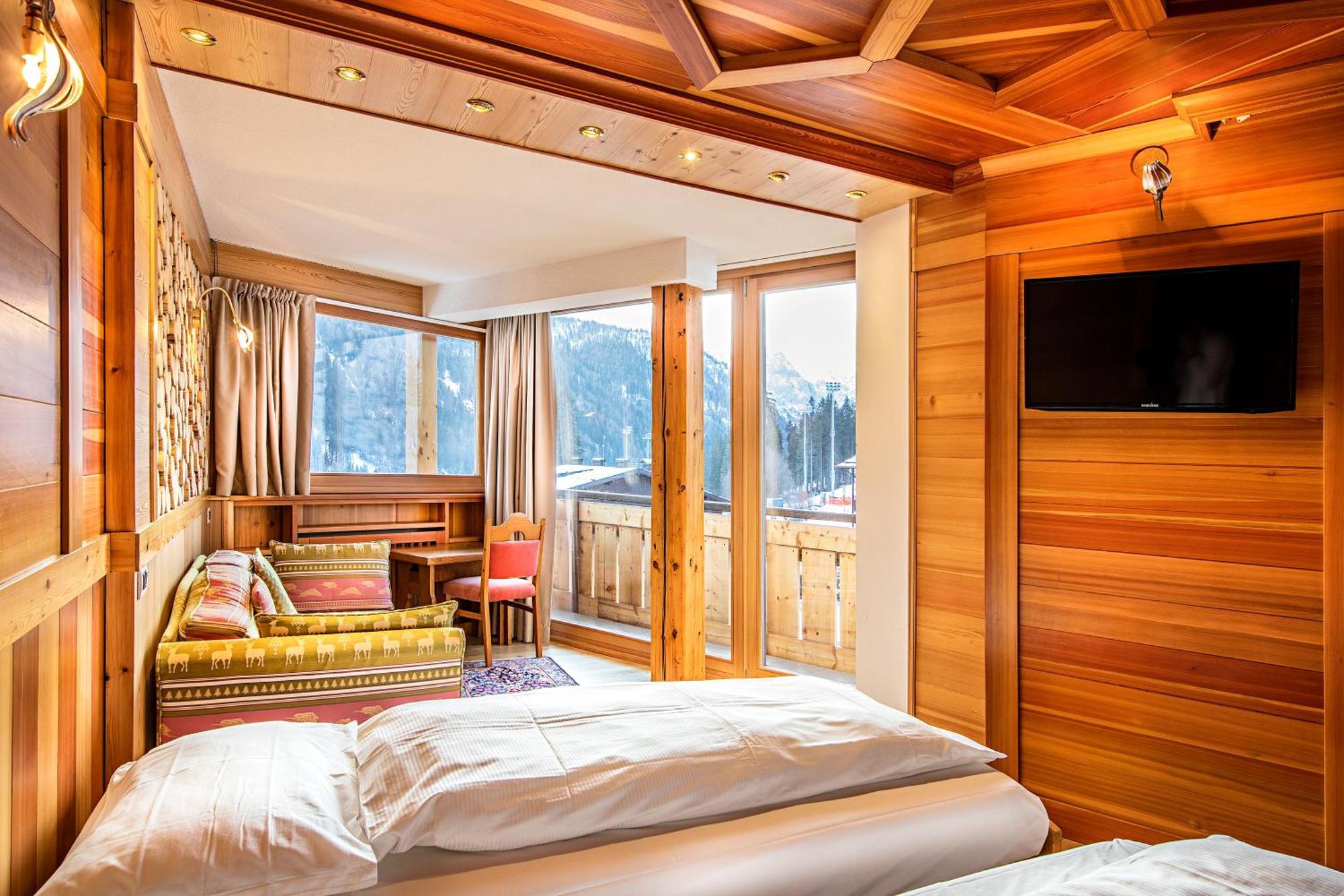 Hotel Dahu Madonna Eksteriør bilde