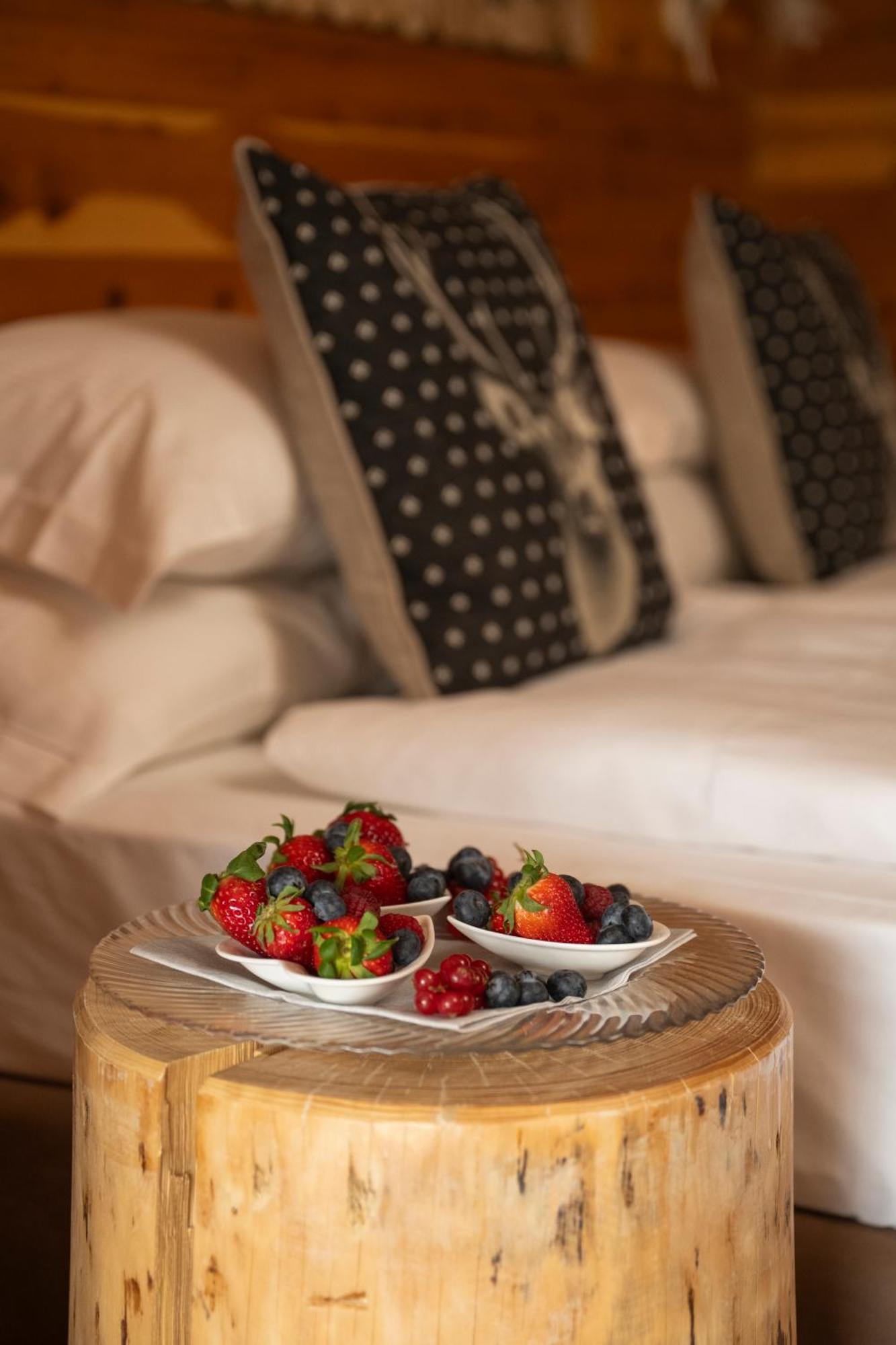 Hotel Dahu Madonna Eksteriør bilde