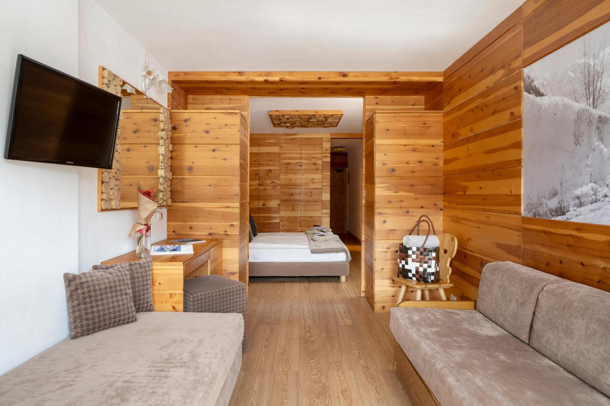 Hotel Dahu Madonna Eksteriør bilde